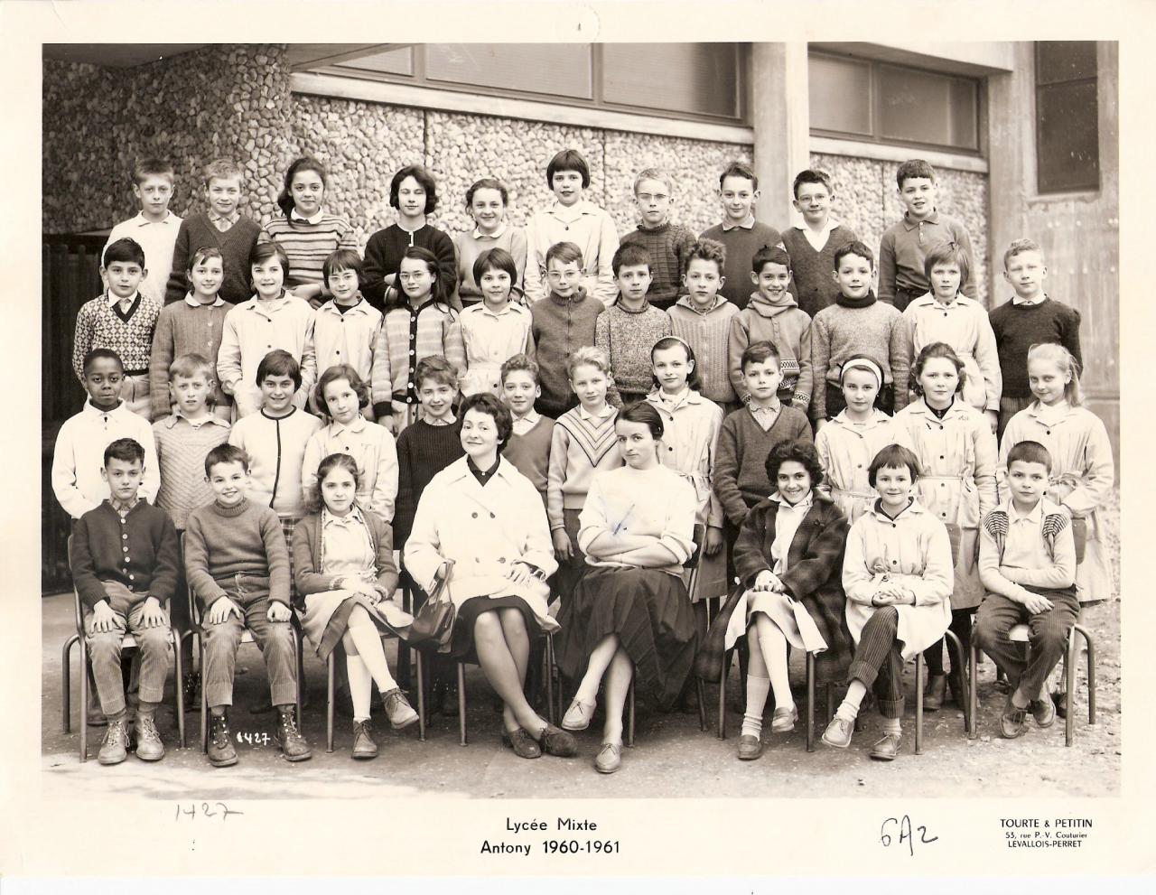 1960-61 6A2 avec Mmes Salanskis et Moulac
