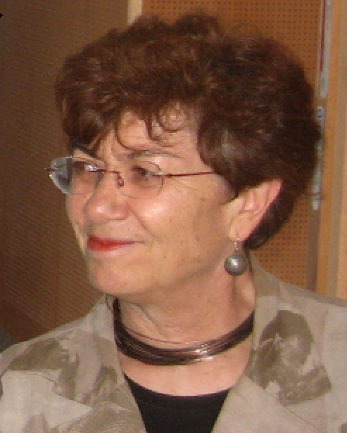 Madame Nagy, proviseure du Lycée.